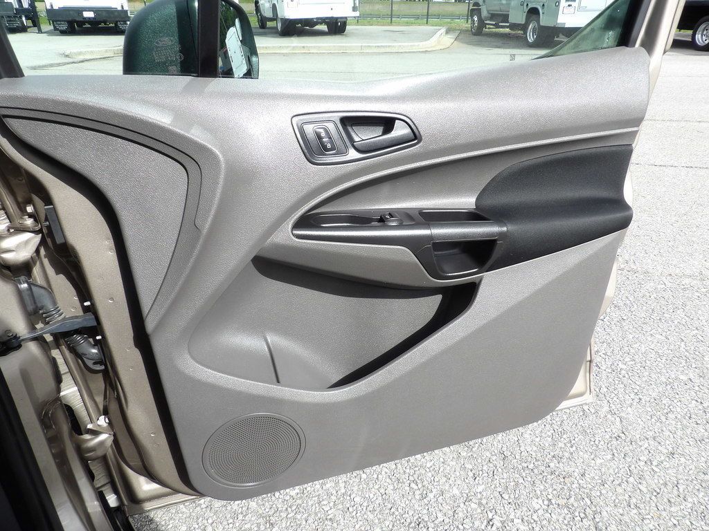 Used 2020 Ford Transit Connect XL FWD image 37
