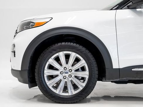 Used 2022 Ford Explorer Limited AWD/4WD image 32