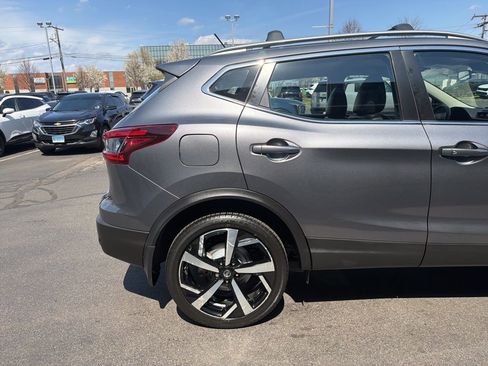 Used 2022 Nissan Rogue Sport SL AWD/4WD image 7
