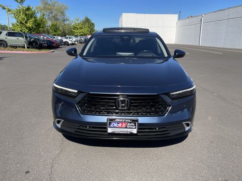 Used 2023 Honda Accord Touring image 8