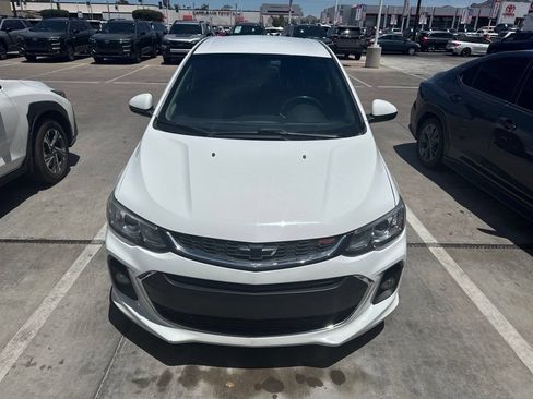 Used 2018 Chevrolet Sonic LT w/ Convenience Package FWD image 11