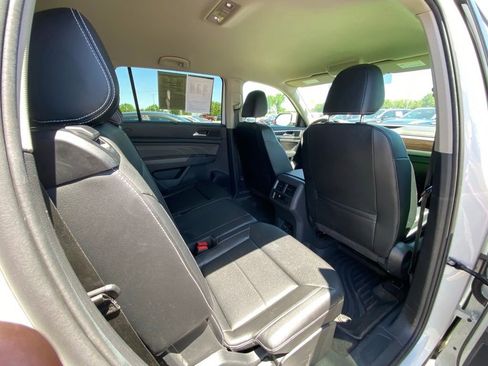 Used 2021 Volkswagen Atlas SE AWD/4WD image 25