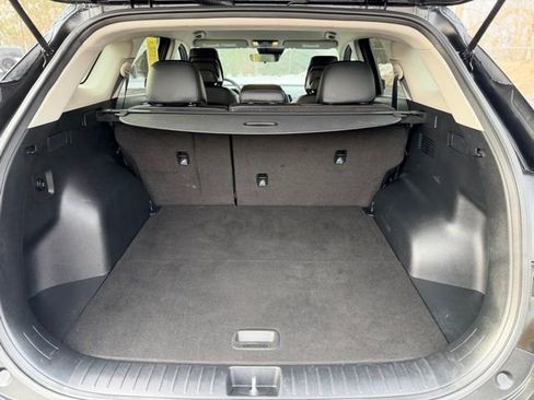Used 2025 Kia Sportage EX image 27
