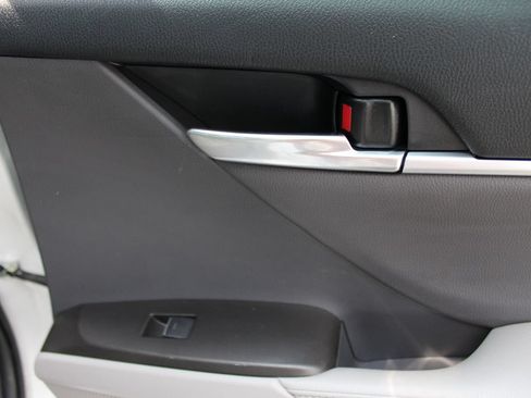 Certified 2022 Toyota Camry XSE w/ Navigation Package FWD image 54