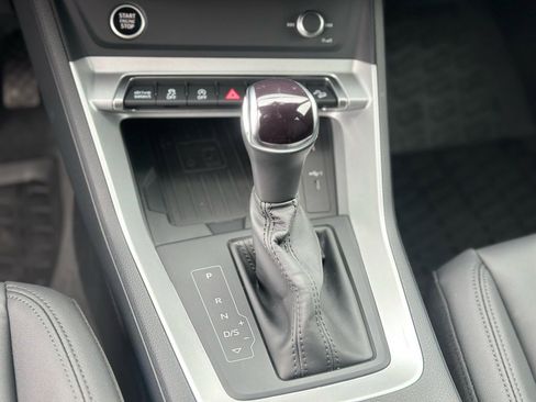 Used 2025 Audi Q3 2.0T Premium w/ Convenience Package image 15