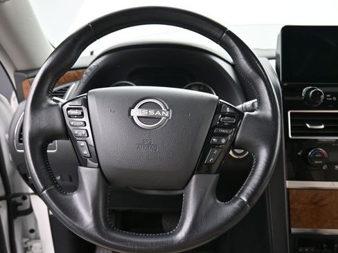 Used 2023 Nissan Armada SL w/ Captain's Chairs Package AWD/4WD image 11