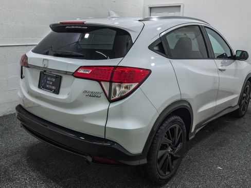Used 2022 Honda HR-V Sport image 8