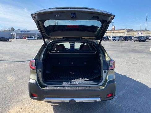 Used 2025 Subaru Outback Touring XT image 9