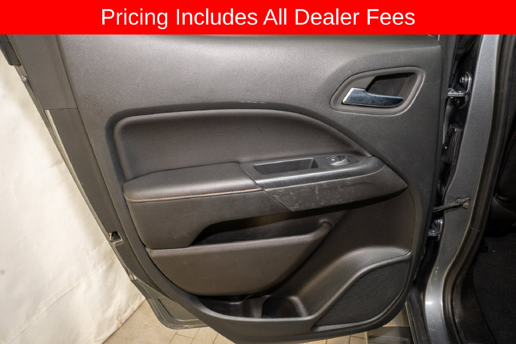 Used 2022 GMC Canyon AT4 w/ Trailering Package AWD/4WD image 9