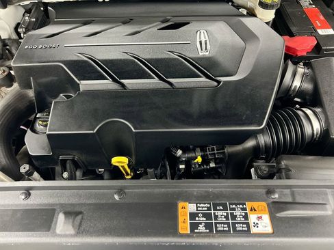 Used 2016 Lincoln MKX Reserve w/ Technology Package AWD/4WD image 26