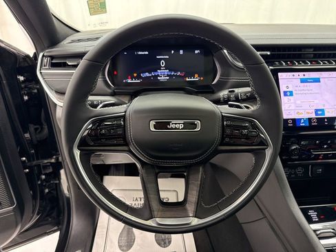 Used 2024 Jeep Grand Cherokee Overland w/ Trailer Tow Package image 25