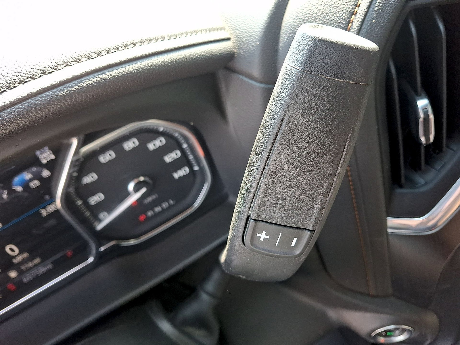 Used 2023 GMC Sierra 2500 AT4 w/ AT4 Preferred Package AWD/4WD image 12