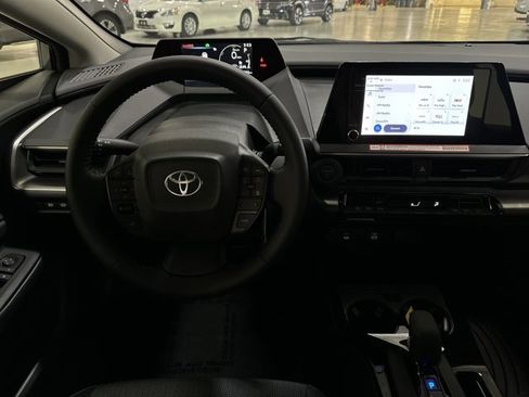 Used 2026 Toyota Prius LE image 27