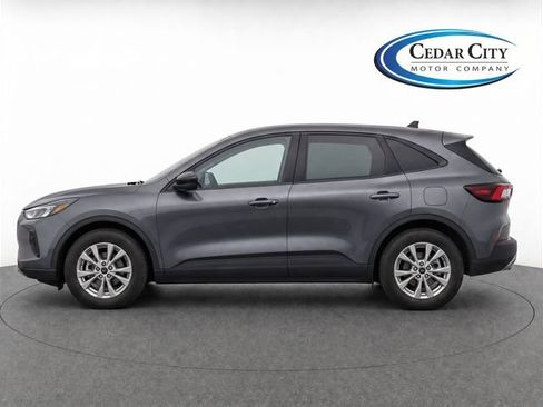 Certified 2025 Ford Escape Active w/ Cold Weather Package AWD/4WD image 5