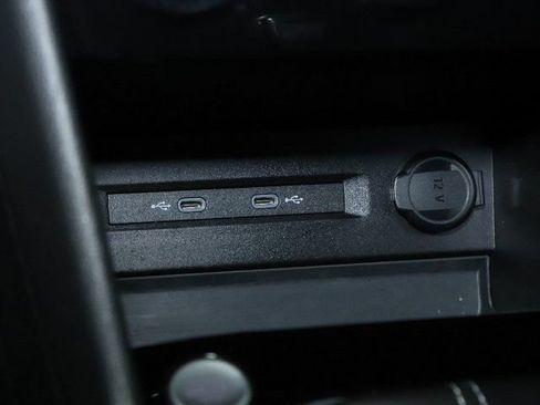 Certified 2023 Volkswagen Taos SEL AWD/4WD image 29