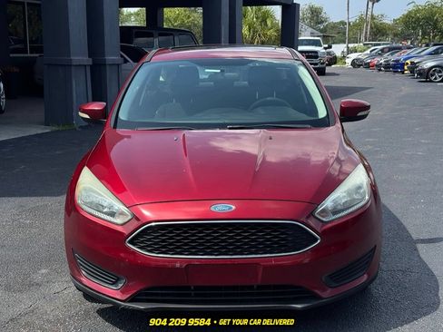 Used 2015 Ford Focus SE w/ Reverse Sensing Package FWD image 7
