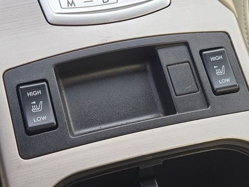 Used 2011 Subaru Outback 3.6R Limited w/ PWR Moonroof Pkg image 29