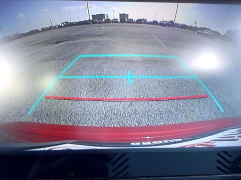 Used 2020 Toyota Corolla LE FWD image 26