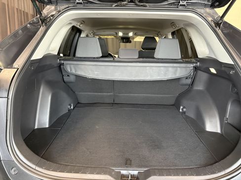 Certified 2025 Toyota RAV4 XLE AWD/4WD image 30