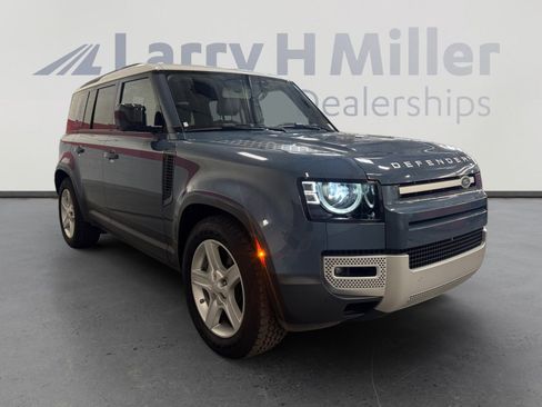 Used 2021 Land Rover Defender 110 SE image 7
