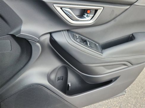 Used 2020 Subaru Forester Premium image 13