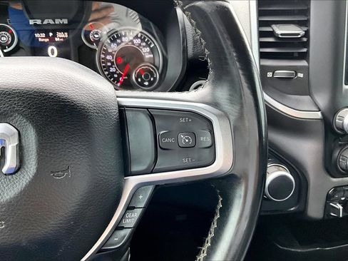 Used 2019 RAM 1500 Big Horn AWD/4WD image 14