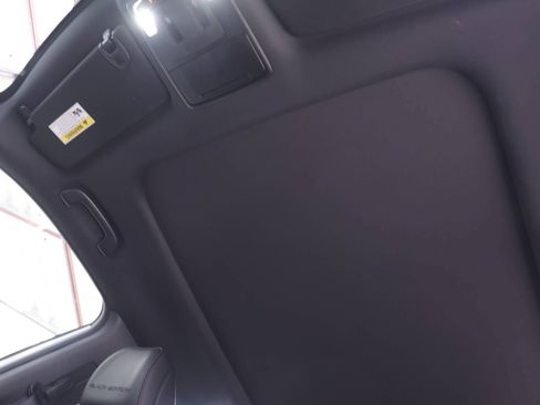 Certified 2025 Honda Pilot Black Edition image 15