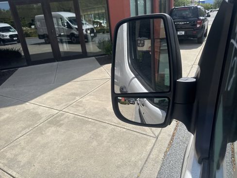 New 2025 Ford Transit 250 148 Medium Roof w/ Load Area Protection Package image 32