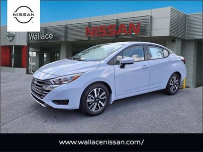 New 2025 Nissan Versa SV w/ Trunk Package