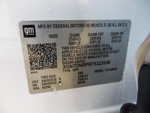 New 2026 Chevrolet Equinox EV LT image 24