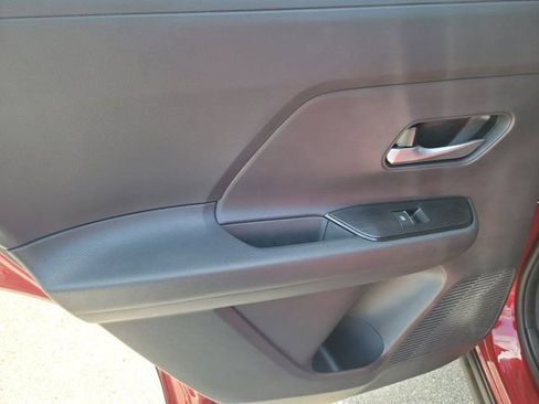 Certified 2026 Nissan Kicks SR image 17