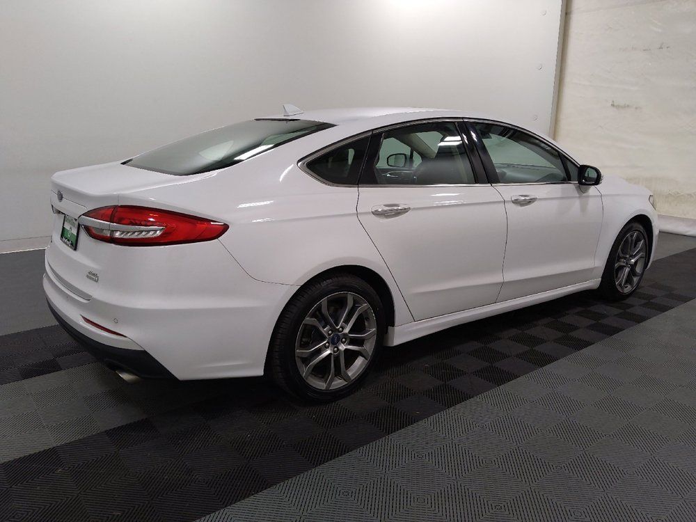 Used 2019 Ford Fusion SEL FWD image 10