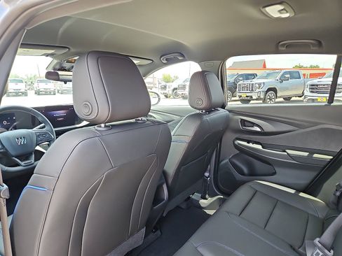 New 2026 Buick Envista Sport Touring w/ Convenience I Package FWD image 9