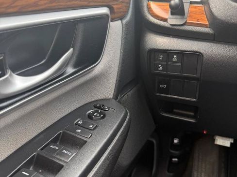 Used 2019 Honda CR-V EX image 17