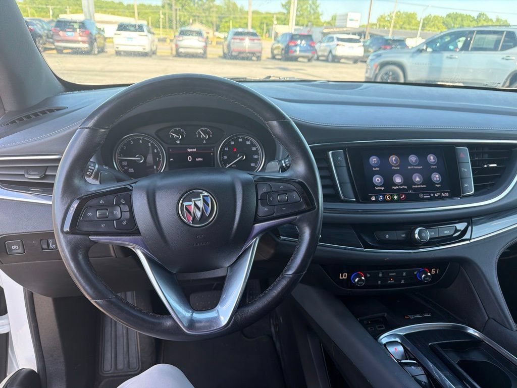 Used 2023 Buick Enclave Essence w/ Sport Touring Edition FWD image 21