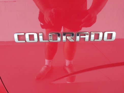 Used 2016 Chevrolet Colorado Z71 AWD/4WD image 32