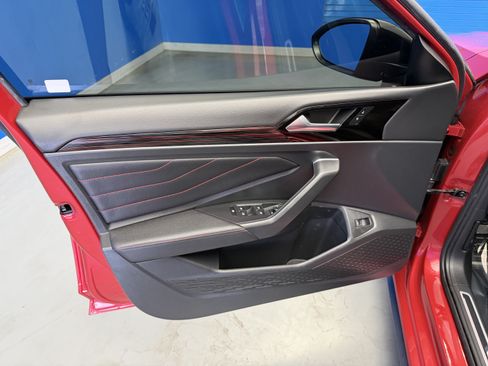 Used 2022 Volkswagen Jetta GLI Autobahn FWD image 9