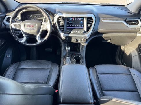 Used 2017 GMC Acadia SLT image 8