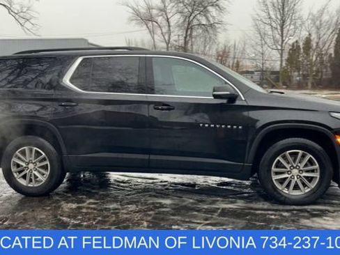 Certified 2023 Chevrolet Traverse LT image 9