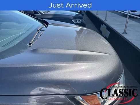 Used 2017 Ford Edge SEL w/ Equipment Group 201A image 21