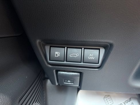 New 2026 Toyota Prius Plug-In Hybrid FWD image 16