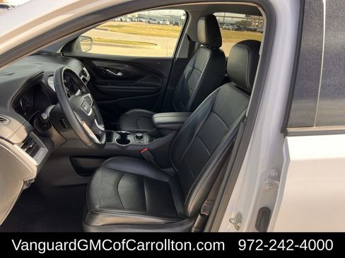 Used 2023 GMC Terrain SLT image 26