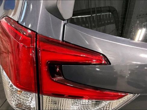 Used 2023 Subaru Forester Limited image 30