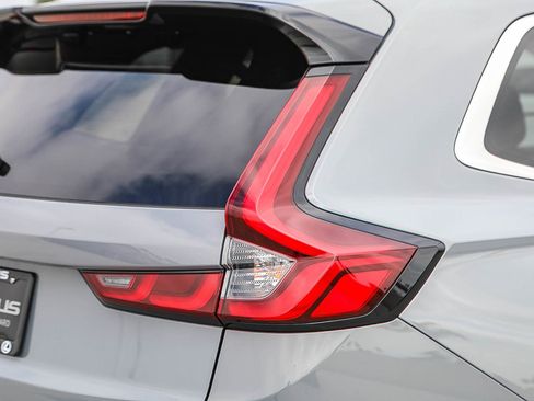 Used 2025 Honda CR-V Sport Touring image 9