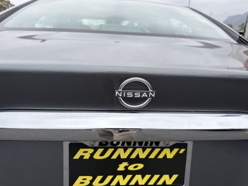 Used 2023 Nissan Maxima SV w/ Floor Mat Group FWD image 40