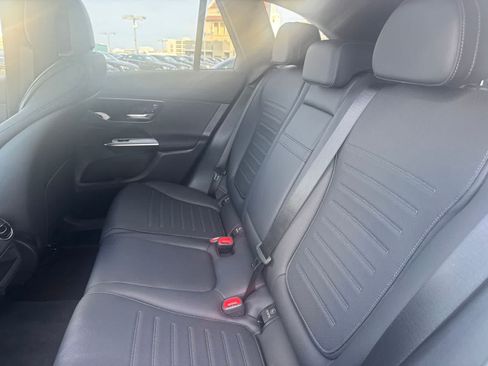 Certified 2026 Mercedes-Benz GLC 300 image 5