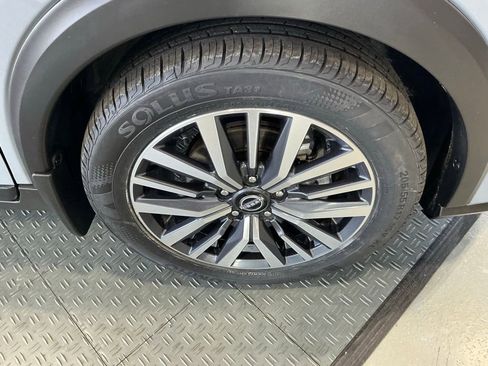 Used 2024 Nissan Kicks SV image 35