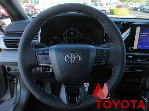 New 2026 Toyota Camry SE image 7