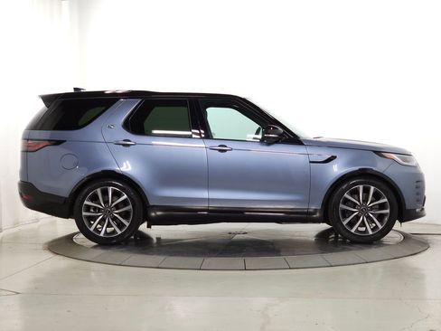 Used 2023 Land Rover Discovery S R-Dynamic image 12