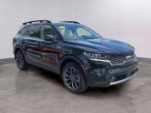 Certified 2023 Kia Sorento X-Line EX AWD/4WD image 3